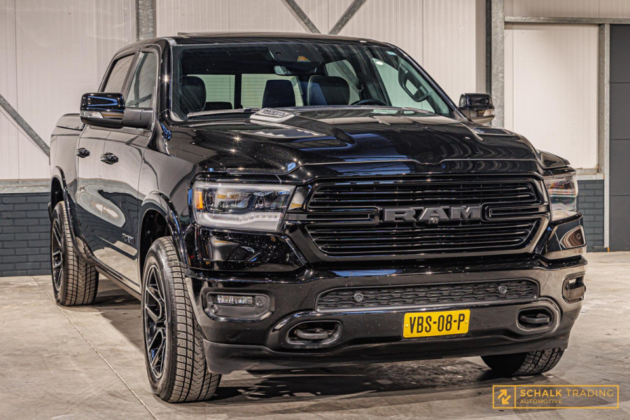 Dodge Ram 1500 5.7 V8 4x4 Crew Cab Laramie|H&K|XL-navi|Pano