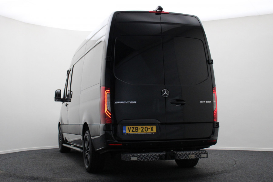 Mercedes-Benz Sprinter 317 CDI L2H2 Automaat Leer, Camera, Apple Carplay, Cruise, LED, VanStep, Trekhaak 3500KG, 18''