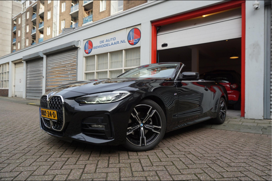 BMW 4 Serie Cabrio 420i High Executive 3x M-SPORT (Exterieur/ Interieur/ Onderstel) | BMW Garantie 12/2026 | Black on Black | Nieuwstaat | Keyless | Led | Apple | Memory | Virtual Cockpit | Sfeerverlichting