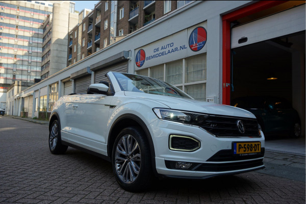 Volkswagen T-Roc Cabrio 1.5 TSI R-Line (3x) IQ-Drive Aut7 * BTW * Adaptive | Lane | Apple Carplay | Trekhaak | Keyless | Virtual Cockpit | Zeer Fraai