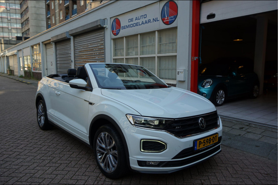 Volkswagen T-Roc Cabrio 1.5 TSI R-Line (3x) IQ-Drive Aut7 * BTW * Adaptive | Lane | Apple Carplay | Trekhaak | Keyless | Virtual Cockpit | Zeer Fraai