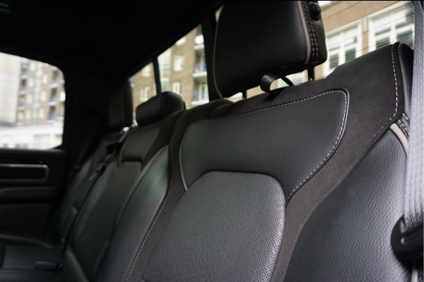 Dodge Ram 1500 5.7 V8 4x4 Crew Cab Laramie Sport | PANO | LPG Grote NAVI | Apple Carplay | 4x stoel- en stuurverwarming | Stoelventilatie | Bypass klep | 22inch | LED pakket