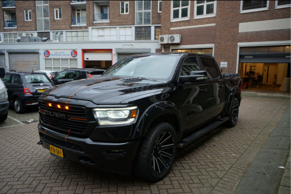 Dodge Ram 1500 5.7 V8 4x4 Crew Cab Laramie Sport | PANO | LPG Grote NAVI | Apple Carplay | 4x stoel- en stuurverwarming | Stoelventilatie | Bypass klep | 22inch | LED pakket