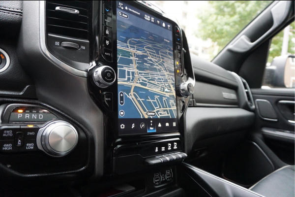 Dodge Ram 1500 5.7 V8 4x4 Crew Cab Laramie Sport | PANO | LPG Grote NAVI | Apple Carplay | 4x stoel- en stuurverwarming | Stoelventilatie | Bypass klep | 22inch | LED pakket
