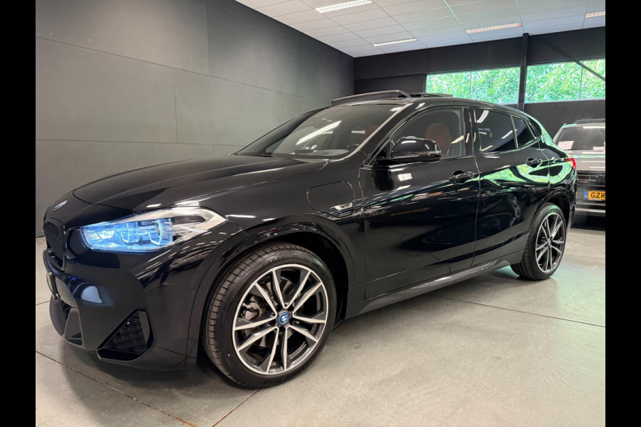 BMW X2 XDrive25e M-SPORT 220PK PANO/LEDER/H-KARDON/NAVI/LED/DAB/CARPLAY///