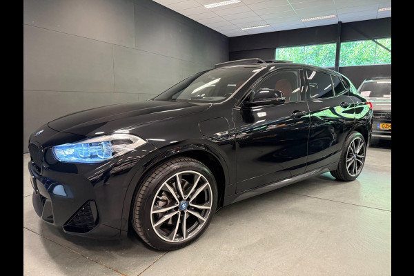 BMW X2 XDrive25e M-SPORT 220PK PANO/LEDER/H-KARDON/NAVI/LED/DAB/CARPLAY///