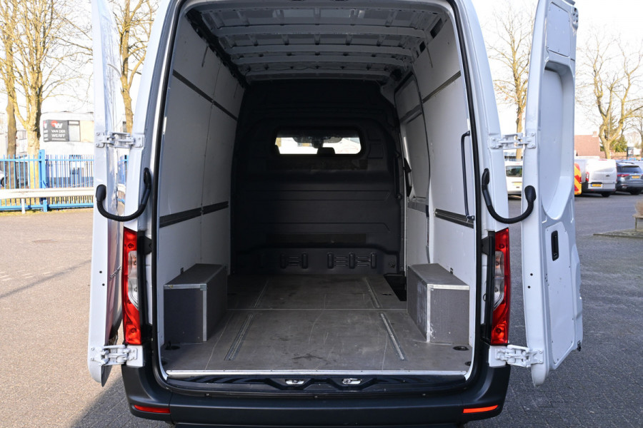 Mercedes-Benz Sprinter 317 CDI L2H2 RWD MBUX met camera en parkeersensoren