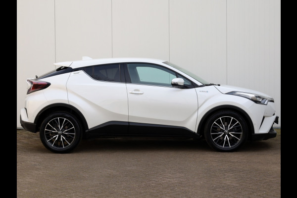 Toyota C-HR 1.8 Hybrid Style | LED Koplampen | Dodehoek | Park-Assist