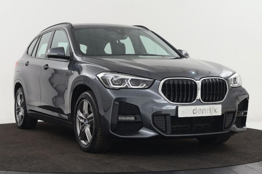 BMW X1 xDrive25e M Sport | Leder | Stoelverwarming | Full LED | Sportstoelen | Navigatie | PDC | Climate control | Cruise control