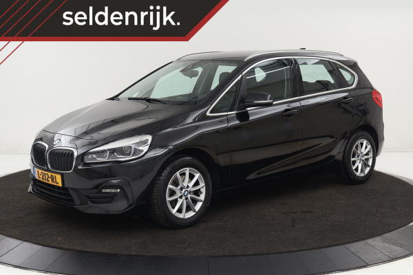 BMW 2 Serie Active Tourer 218i Business Edition | Head-Up | Full LED | Navigatie | Climate control | PDC | Chrome Line | Cruise control | Bluetooth | DAB