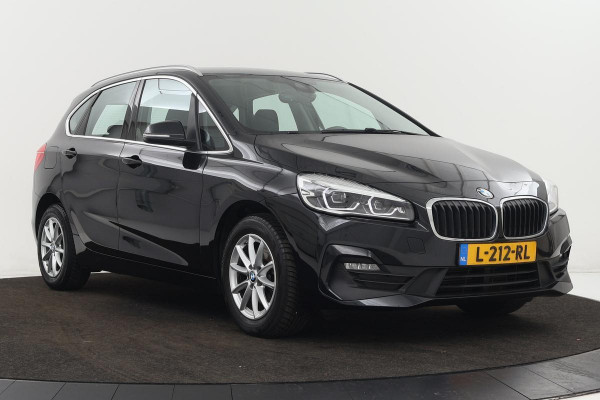 BMW 2 Serie Active Tourer 218i Business Edition | Head-Up | Full LED | Navigatie | Climate control | PDC | Chrome Line | Cruise control | Bluetooth | DAB