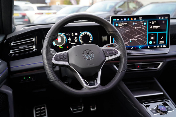 Volkswagen Tiguan 1.5 eTSI Hybrid R-line | Massage | HuD | Panorama | Adaptieve Cruise | 360 cam | Harman/Kardon | Front Assist |