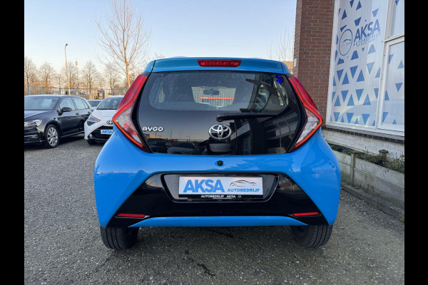 Toyota Aygo 1.0 VVT-i x-play 72 pk Automaat/CarPlay/Sportvelg/Garantie