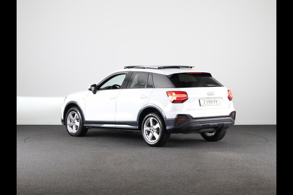 Audi Q2 35 TFSI S Edition 150 pk S-tronic | Verlengde garantie | Navigatie | Panoramadak | Parkeersensoren achter | Adaptieve cruise control | Stoelverwarming | S-line |