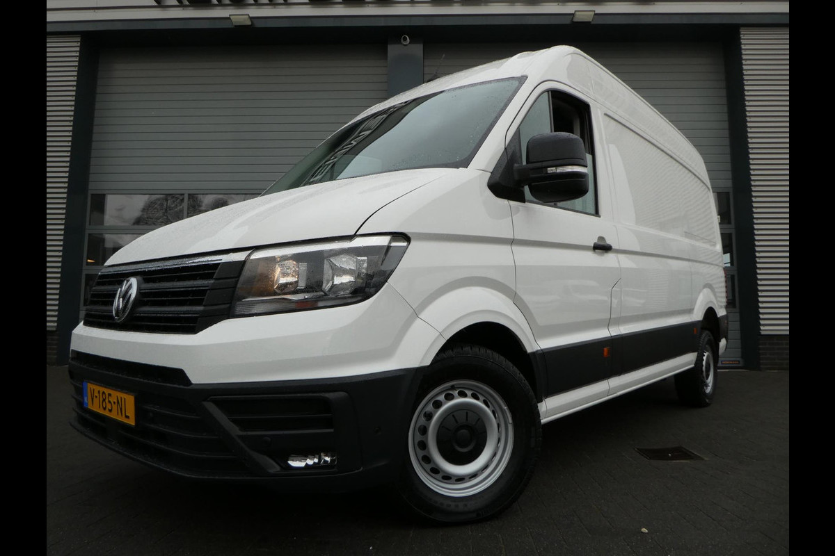 Volkswagen Crafter 35 2.0 TDI L3H3 RWD achterwiel aandrijving 3.5 ton trekhaak