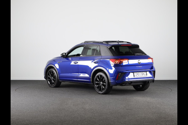 Volkswagen T-Roc 1.5 TSI R-Line 150PK Automaat (DSG) | Panorama dak | Topsport stoelen | Navigatie | Black Style | Comfort pakket |