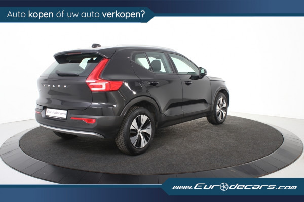 Volvo XC40 2.0 D3 Momentum Pro *1ste Eigenaar*Navigatie*Trekhaak*