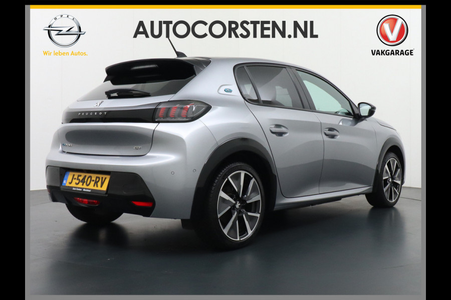 Peugeot e-208 EV GT-line 350 50kWh Panoramadak Apple Carplay Android Auto Adaptieve Cruise Stoelverwarming Camera Keyless Pdc Led DAB+ Lmv 17" Dodehoekdetectie 1/2 Leder Verkeersbord detectie 1e Eigenaar 40.000 nieuw!