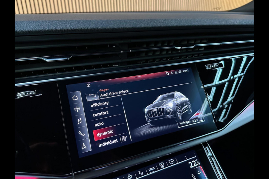 Audi Q8 55 TFSI Quattro S Line. Marix - B&O - Pano - Lucht