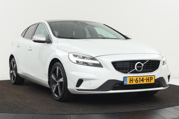 Volvo V40 1.5 T3 Polar+ Sport | Panoramadak | Adaptive cruise | Stoelverwarming | Harman/Kardon | Park Assist | Keyless | BLIS | Leder/Alcantara | Full LED | R Design