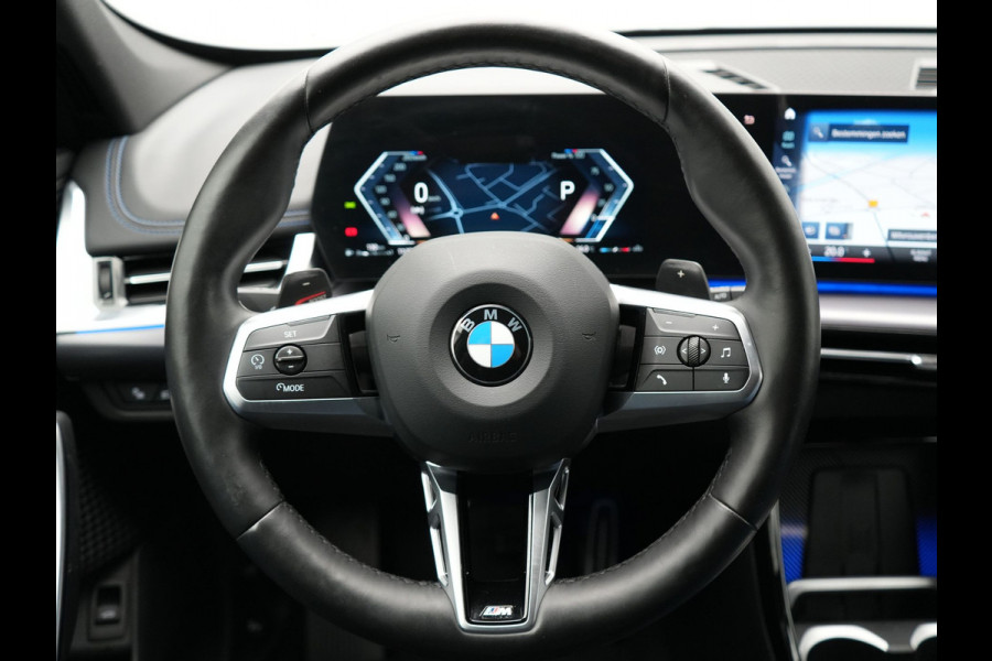 BMW X1 sDrive20i M-Sport | Panodak | Trekhaak af Fabriek | Camera | Carplay | Led | Alcantara Sportstoelen | Keyless |