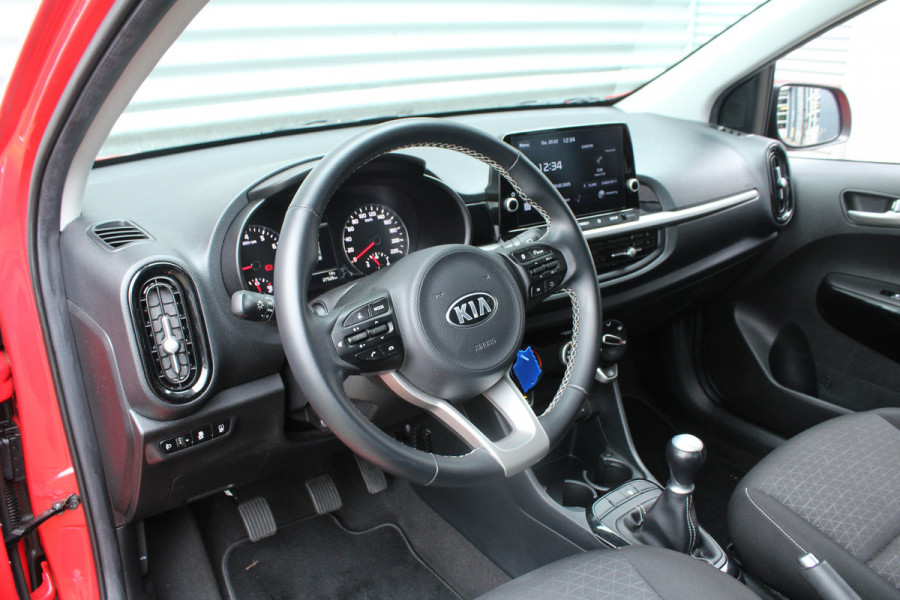 Kia Picanto 1.0 DPi 67pk DynamicLine NL-Auto NAP 27.515km Airco Cruise Carplay Camera 14"LMV 1e eigenaar