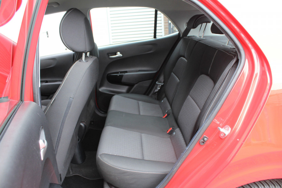 Kia Picanto 1.0 DPi 67pk DynamicLine NL-Auto NAP 27.515km Airco Cruise Carplay Camera 14"LMV 1e eigenaar