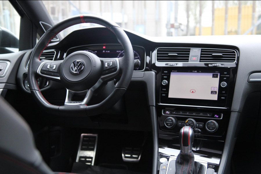 Volkswagen Golf 2.0 TSI GTI TCR/PANO/DEALER-OH/KEYLESS/ACC/DYNA/VOL