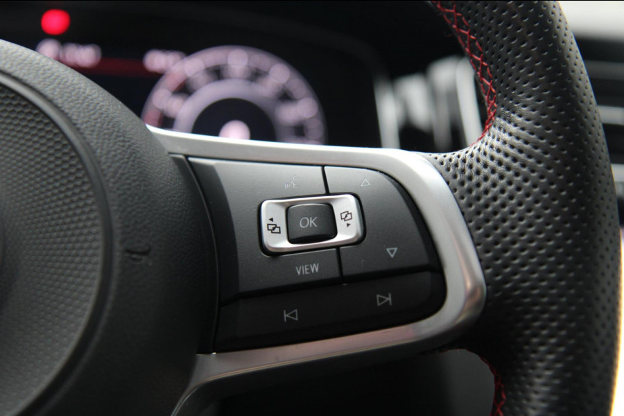 Volkswagen Golf 2.0 TSI GTI TCR/PANO/DEALER-OH/KEYLESS/ACC/DYNA/VOL