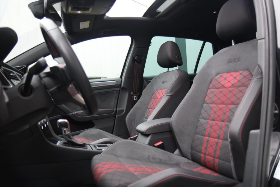 Volkswagen Golf 2.0 TSI GTI TCR/PANO/DEALER-OH/KEYLESS/ACC/DYNA/VOL