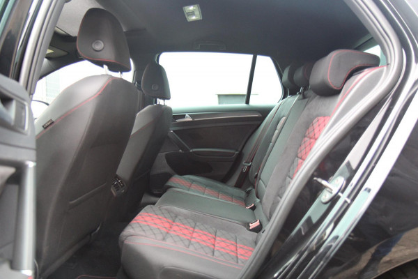 Volkswagen Golf 2.0 TSI GTI TCR/PANO/DEALER-OH/KEYLESS/ACC/DYNA/VOL