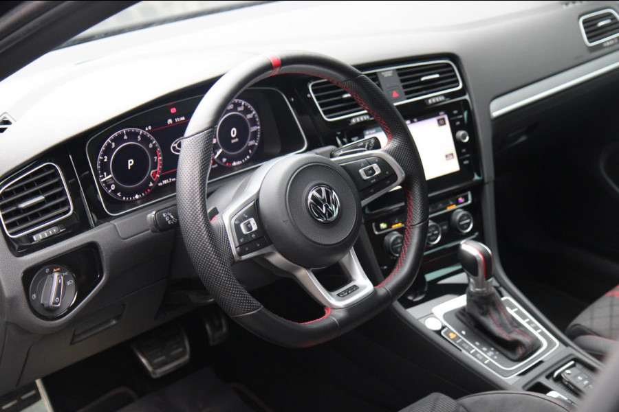 Volkswagen Golf 2.0 TSI GTI TCR/PANO/DEALER-OH/KEYLESS/ACC/DYNA/VOL