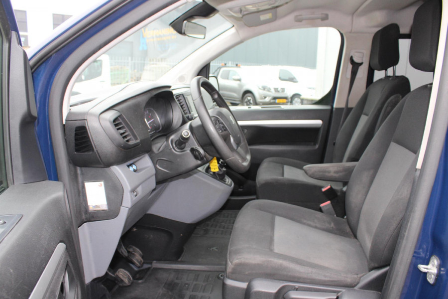 Peugeot Expert 231Lang 2.0 BlueHDI 120 Dubbele Cabine Premium | Trekhaak 2500 KG Trekgewicht | Airco | Camera | Navigatie | Dodehoek detectie | Cruise Control |