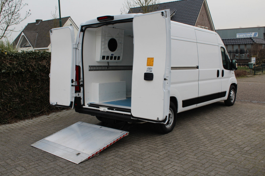 Fiat Ducato Carrier koel & vrieswagen 35H 2.3 MultiJet 150PK Euro6 L3H2 Luxury ✓ Dhollandia laadklep ✓ Carrier Xarios300 ✓ temperatuurrecorder