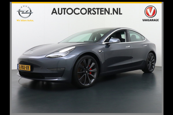 Tesla Model 3 Performance 513pk  0-100kmh in 3,4 sec! Lmv 20" FSD-3 computer AutoPilot Carbon-Spoiler Premium-HiFi Pano.dak Camera Leer Adapti Navi full map LED-a+v Comfortstoelen ACC DAB Voorverwarmen interieur via App Keyless via Telefoonsleutel One-Pedal-Drive 4WD Rode Remklauwen Carbon-Spoiler Premium Audio Veel grip door 4WD vierwielaandrijving.  Origineel Nederlandse auto! Nieuwprijs €65.680 Accu garantie tot 27-12-2027