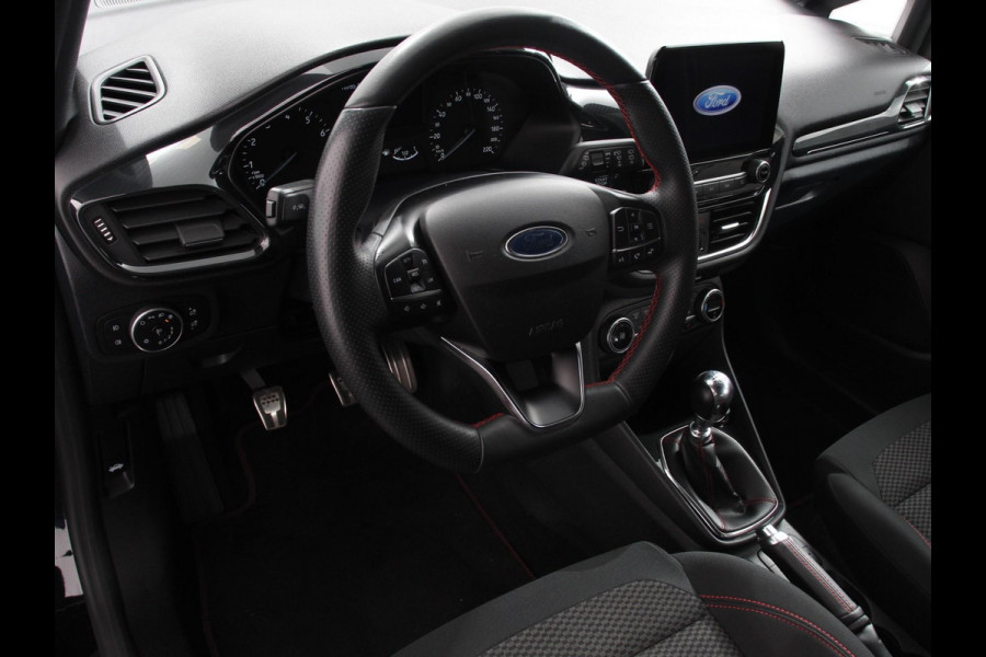 Ford Fiesta 1.0 EcoBoost ST-Line | Navigatie | Climate Control | Cruise control | Parkeer sensoren | Lichtmetalen Velgen