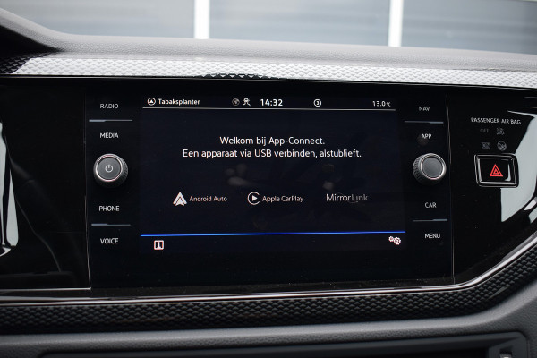 Volkswagen Taigo 1.0 TSI Life | Automaat | Apple CarPlay | ACC | Climate