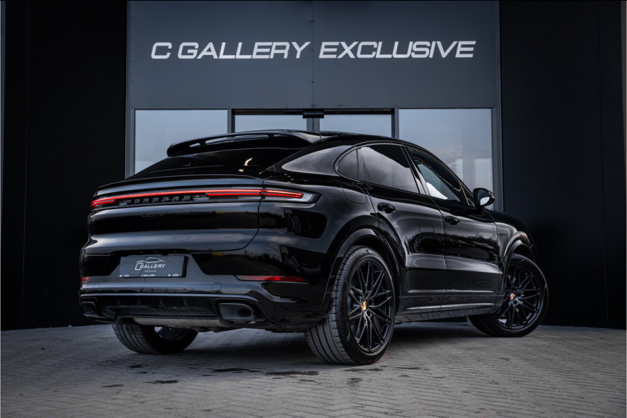 Porsche Cayenne Coupé 3.0 E-Hybrid - Black Edition l Sport Chrono l Luchtv. l Panorama