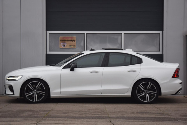 Volvo S60 2.0 T4 R-Design Panoramadak / 19'' Velgen / DAB /