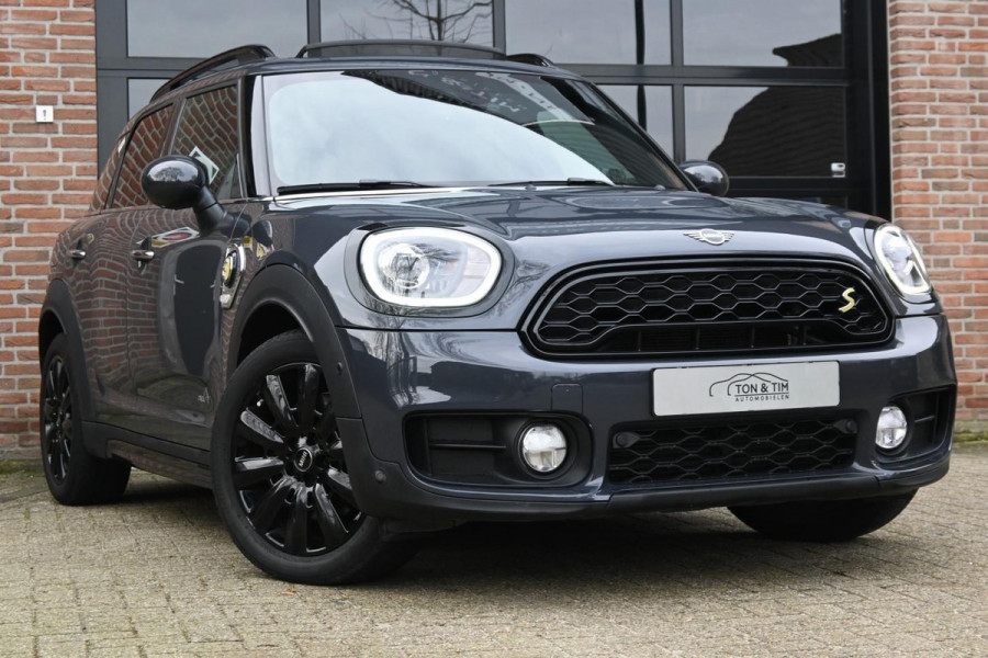 MINI Countryman 2.0 Cooper S E ALL4 BlackPack Pano Leder ´19