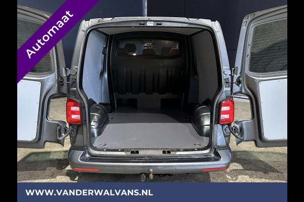 Volkswagen Transporter 2.0 TDI 150pk Automaat L2H1 Dubbele cabine Highline Euro6 Airco | 2x Zijdeur | Camera | Navigatie LED, LM velgen, Cruisecontrol, Trekhaak, Parkeersensoren, 5-Zits, Verwarmde voorruit