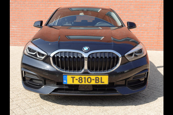 BMW 1-serie 118i Introduction Edition Automaat | DEMO ! | Navigatie | Virtual Cockpit | Parkeersensoren | Ledverlichting | HiFi audio | Cruise Control | Climate Control | Getinte ramen