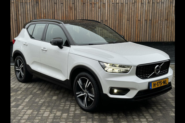 Volvo XC40 1.5 T5 Twin Engine R-Design Automaat | Adaptieve cruise control | Navigatiesysteem | Apple CarPlay | Premium kleur | Trekhaak ui