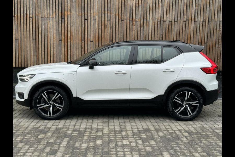 Volvo XC40 1.5 T5 Twin Engine R-Design Automaat | Adaptieve cruise control | Navigatiesysteem | Apple CarPlay | Premium kleur | Trekhaak ui