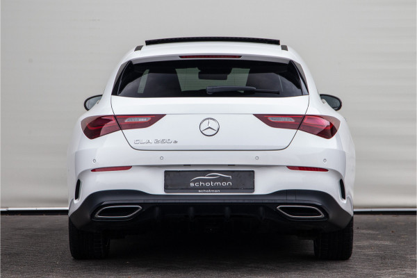 Mercedes-Benz CLA-Klasse Shooting Brake 250 e AMG Premium, Nightpack, Pano, Trekhaak, Facelift 2024