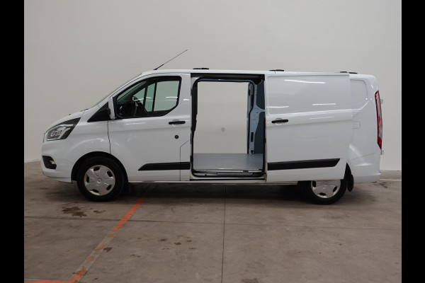 Ford Transit Custom 2.0 TDCI L2H1 Trend 130PK Navi Trekhaak 2x Schuifdeur Camera Parkeersensoren Airco Euro6