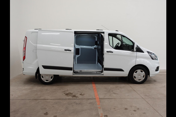 Ford Transit Custom 2.0 TDCI L2H1 Trend 130PK Navi Trekhaak 2x Schuifdeur Camera Parkeersensoren Airco Euro6