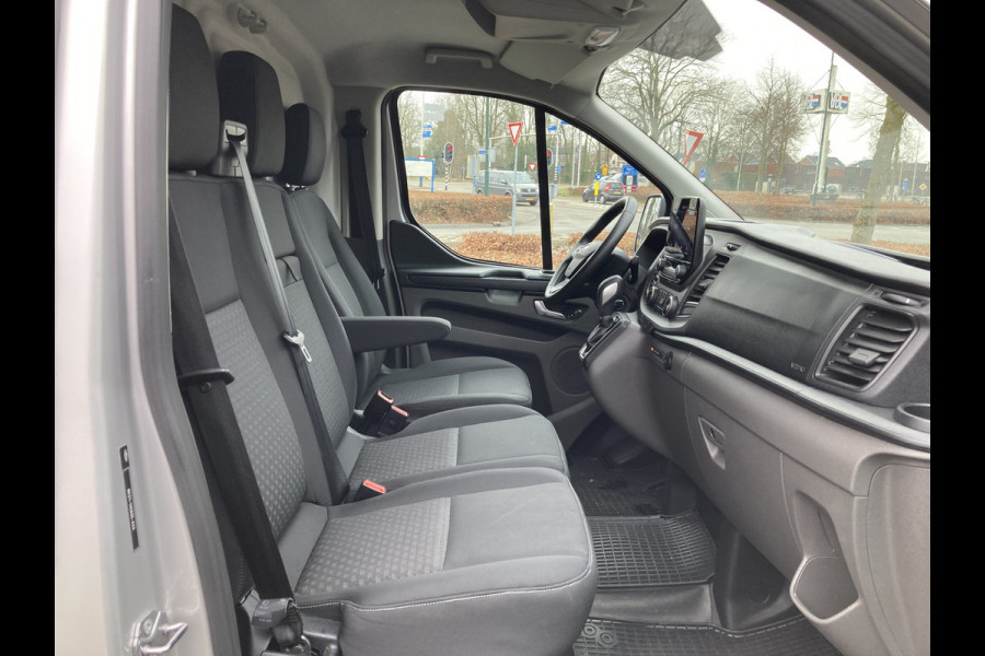 Ford Transit Custom 300 2.0 TDCI L1H1 Trend 130pk/96kW Automaat | 3 stuks leverbaar! | Dodehoek | Multimediascherm | Carplay | Camera | Voorruitverwarming | etc. etc. 79880