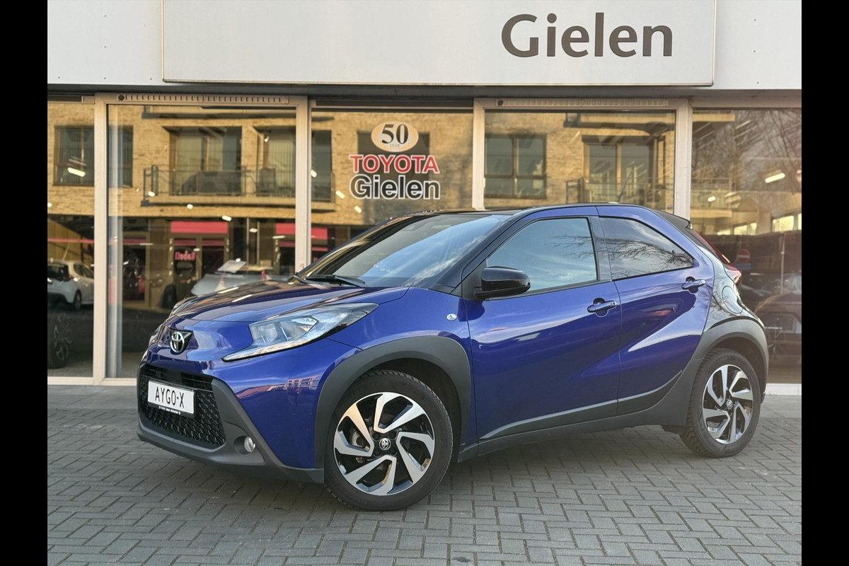 Toyota Aygo X 1.0 VVT-i Pulse | Bi-tone, Privacy glass, 17 inch, Apple carplay/Android auto, Stoelverwarming, Parkeercamera