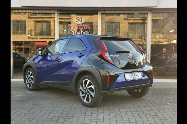Toyota Aygo X 1.0 VVT-i Pulse | Bi-tone, Privacy glass, 17 inch, Apple carplay/Android auto, Stoelverwarming, Parkeercamera